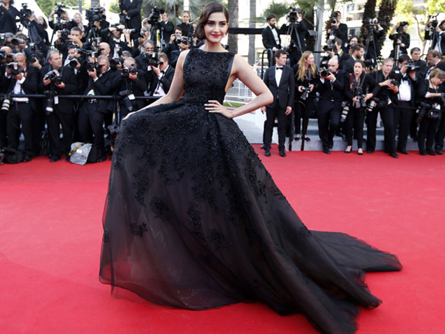 Sonam to surprise at Cannes